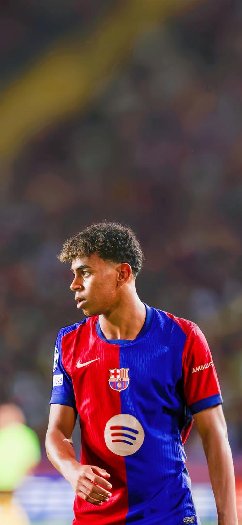 苏超奖杯由徐州企业使用3D打印打造，使用航天级钛合金（航天级钛合金加持，徐州企业以3D打印铸就苏超奖杯）