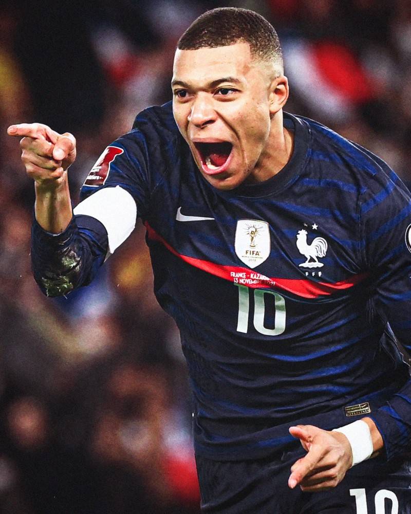 半场战报：莱万特0-2毕尔巴鄂竞技，尼科-威廉斯建功，罗伯特-纳瓦罗破门（半场快讯：毕尔巴鄂竞技2-0领先莱万特，尼科-威廉斯与罗伯特-纳瓦罗先后进球）