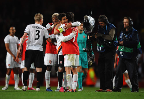 TA：帕尔默将庆祝动作注册为商标，球星品牌运营步入新阶段（TA：帕尔默将标志性庆祝动作商标化，个人品牌运营迈入新阶段）