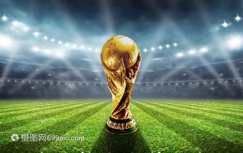 奥林匹亚科斯中场：皇马是世界最强球队之一，为我们感到自豪（奥林匹亚科斯中场：皇马是世界顶级强队之一，我为我们感到骄傲）